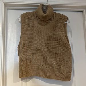 Turtleneck sweater tank